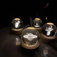 گوی شیشه چراغ خواب کادو