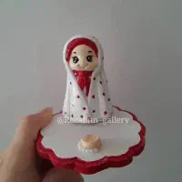 مجسمه دختر چادری