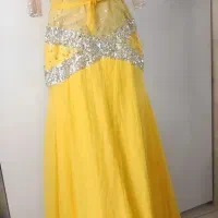 مجلسی نونو|لباس|شیراز, کوشک میدان|دیوار