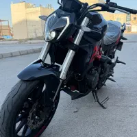 بنلی ۳۰۰جفت مشکی بدون نقطه زیر فی