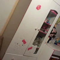 تخت وکمد ژیک(طرح کیتی)کاملا سالم درحدنو