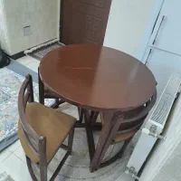 میز غذا خوری۴نفره|میز و صندلی غذاخوری|قم, شهرک امام حسن|دیوار