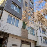 آپارتمان-71-متری-طبقه-اول