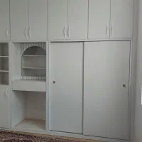 کابینت ساز دستمزدی باپانزده سال سابقه کار
