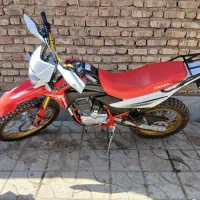 تریل پیشرو ۲۵۰|موتورسیکلت|شیراز, زیباشهر|دیوار