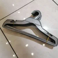 چوب لباسی نو