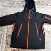 کاپشن کوهنوردی وینداستاپر اورجینال برندسویسی ماموت