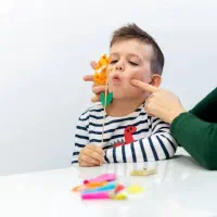 ارزیابی گفتار و ارتباط