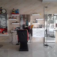 آرایشگاه مردانه به یک نفر قیچی زن  نیازمندیم|استخدام درمانی، زیبایی، بهداشتی|اصفهان, مولوی|دیوار