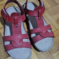 کتونی صندل و آل استار دخترانه سایز ۳۵