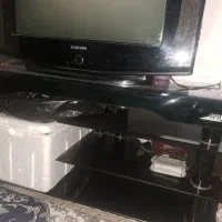 میز  و تلوزیون