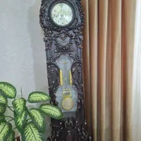 ساعت قدی چوب راش منبت کاری شده