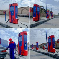 کارگر پمپ بنزین