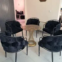 صندلی جوکر و میز برنزی