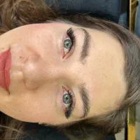اکستنشن مژه با قیمت استثنایی