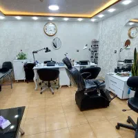 اجاره سالن زیبایی ۳۰ متری با تمام تجهیزات|اجارهٔ دفتر کار، اتاق اداری، مطب|اصفهان, شهید رجایی|دیوار