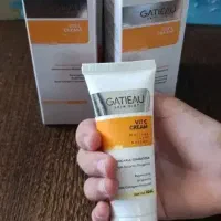 کرم ویتامینCگاتیو شرط اصل ۱۰۰٪تضمینی