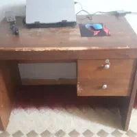 میز کار چوبی