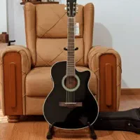 فروش گیتار aria پیکاپ دار مشکی ژاپنی