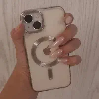 ایفون ۱۳ سفید با جعبه