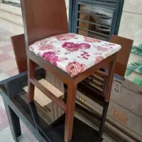 ۶ صندلی تمام چوب تازه رنگ شده بقیمت پلاستیکی