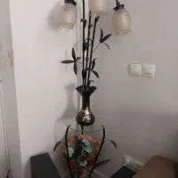 کنار سالنی/چراغ/آباژور
