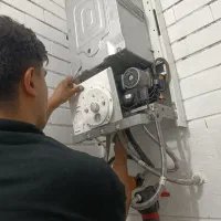 نصب و تعمیر تخصصی انواع کولرگازی و پکیج و رادیات