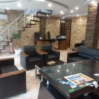 رهن و اجاره دو باب مغازه