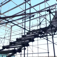 شاه.     جهان|خدمات پیشه و مهارت|مشهد, نیروی هوایی|دیوار