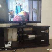 میز تیوی  در حد نو فقط