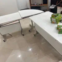 میز‌و‌لوازم‌ اداری