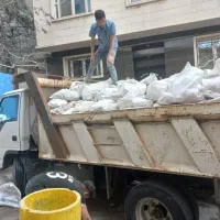 حمل نخاله با خاور  و  خاکبرداری