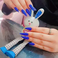 کاشت ناخون فقط 400