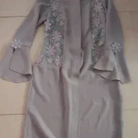 مانتو طوسی همراه با روسری