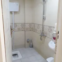 سویت مناسب زوج|اجارهٔ کوتاه‌مدت آپارتمان و سوئیت|شیراز, باغ تخت|دیوار