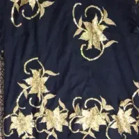 مقداری لباس برای تعمیرگاه