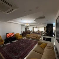 ۱۷۵ متر ۳خواب بسیار خوش قیمت کوهک دریاچه چیتگر