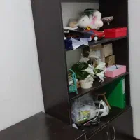 کتابخانه ،میزو صندلی و دراور کشودار