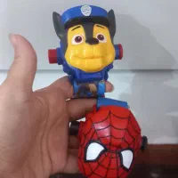 تعدادی اسباب بازی بچگانه