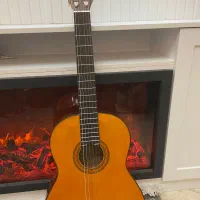 گیتار یاماها C70