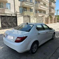 دنا پلاس مدل 1399 در حد
