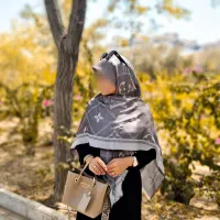 روسری طرح ال وی|لباس|قم, امامزاده ابراهیم|دیوار