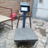 ترازو ۵۰۰ کیلو