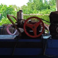 سمپاشی باغات و مزارع