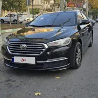 لیفان ۸۲۰ اتومات بی رنگ