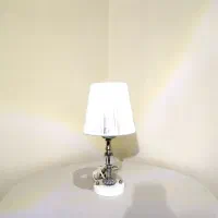 آباژور رومیزی کوچک|چراغ خواب و آباژور|کرج, گلشهر|دیوار