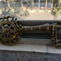 جاکلیدی برنجی با الاغ برنجی