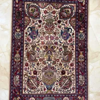 قالیچه دستباف ۵ عدد زرع و نیم و یک گلیم سه متری