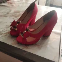 کفش مجلسی  درحدنونو سایز ۳۷ می باشد