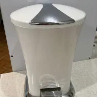 سطل زباله پدال دار